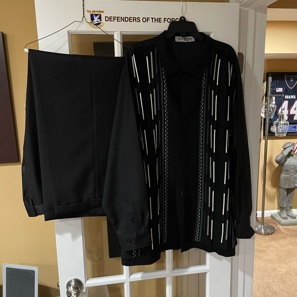 Michael Irving Men’s Two Piece Walking Suite